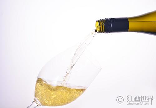 葡萄酒中的“小清新”：干白和半干白