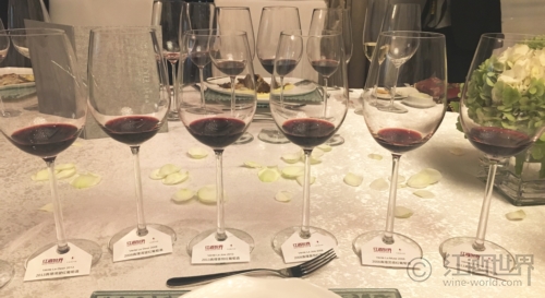 餐酒搭配“黄金法则”：一方美酒为一方美食