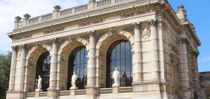 世界的时尚标杆：巴黎时尚博物馆