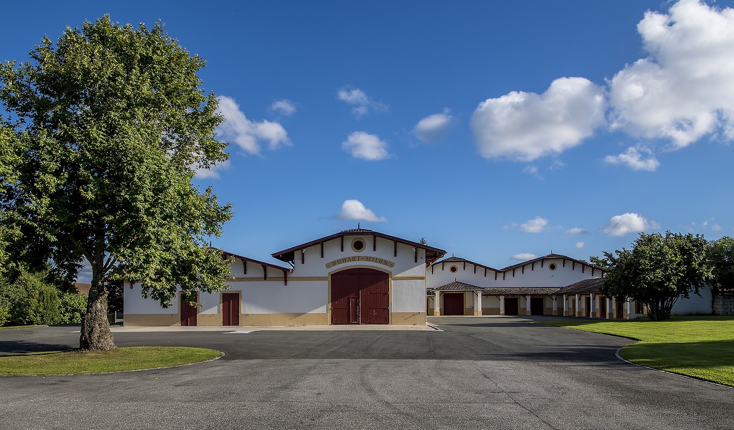 2022年期酒套装上线：小拉菲+杜哈米隆