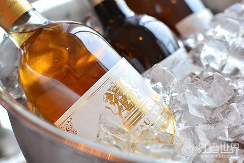 夏季饮酒，为葡萄酒降温都有哪些方式？