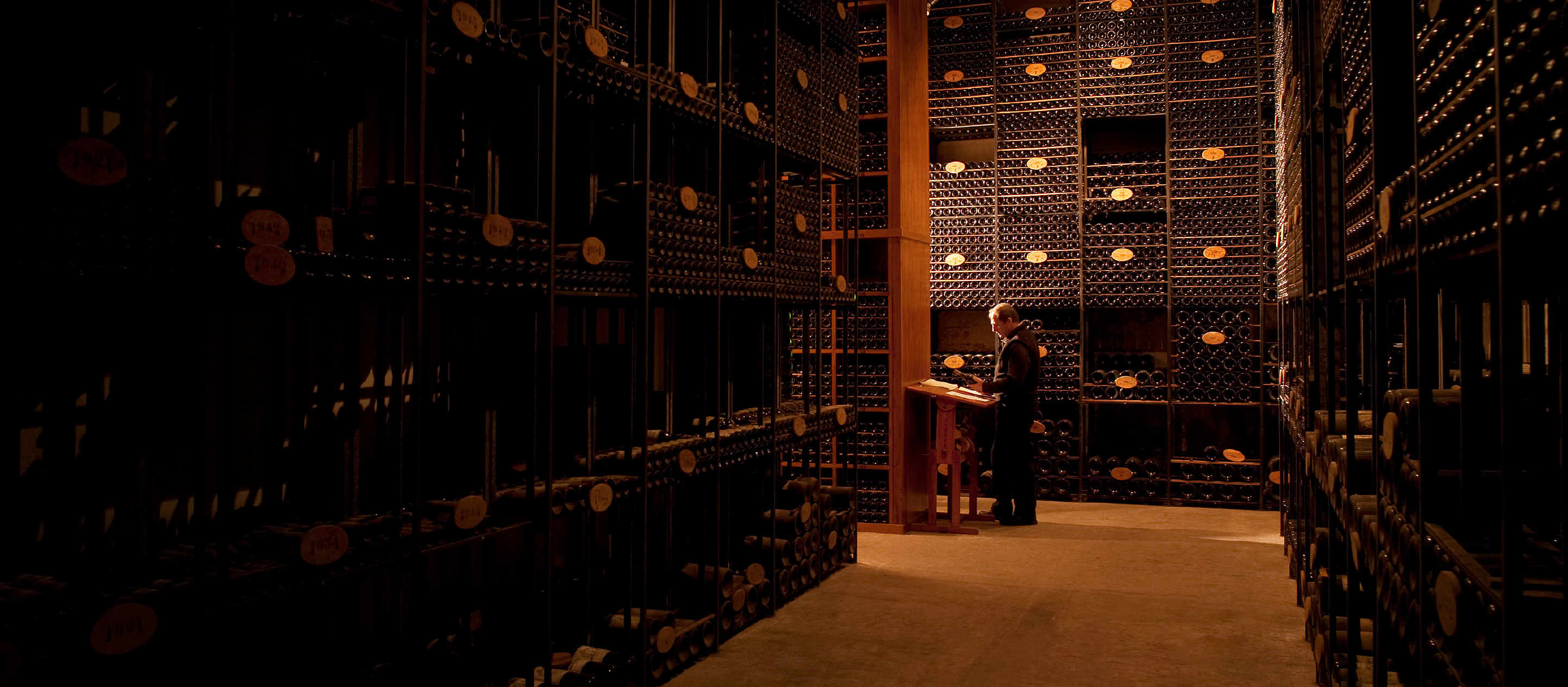 侯伯王庄园：岁月见证下的名庄辉煌